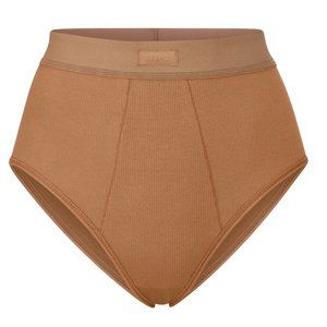 NWT Skims High Waisted Briefs